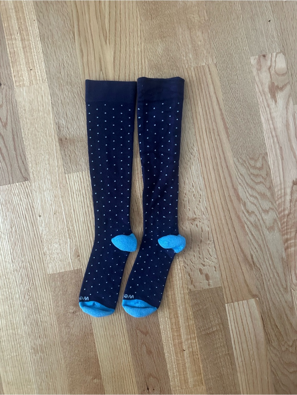 Wellow Navy Polka Dot Knee-High Compression Socks with Bright Blue Accents